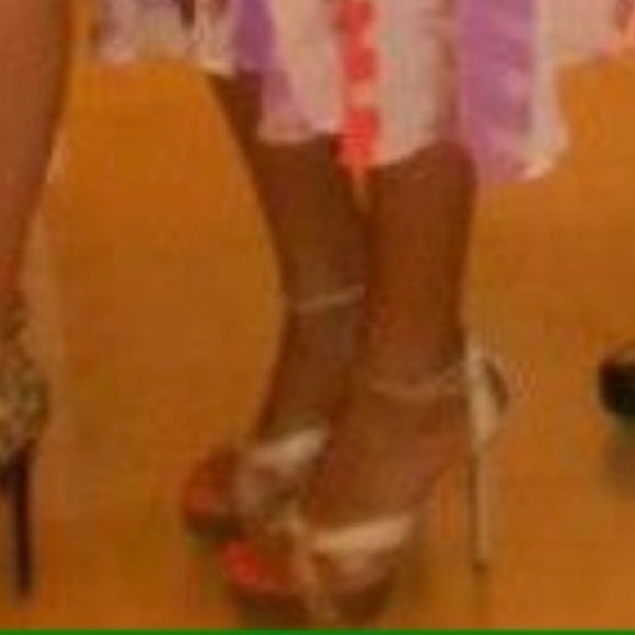 Guess Heels tan/nude - Picture 4 of 4